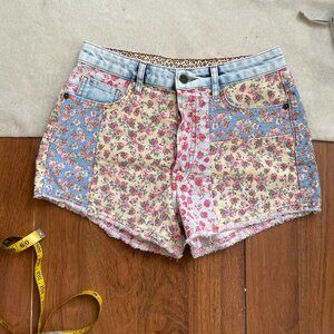 Farm Rio button-fly mixed floral print denim shorts, size 28
